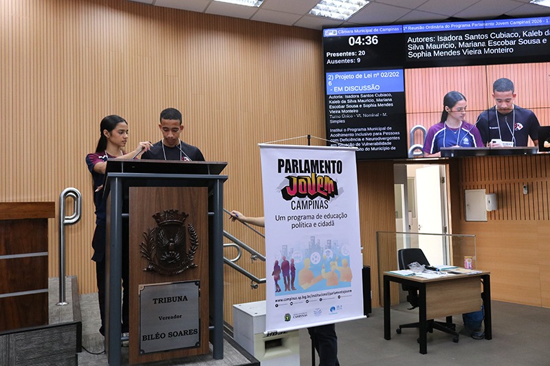 Jovens vereadores discutem e votam projetos na 1ª Reunião Ordinária do Parlamento Jovem; propostas na área social estão entre os destaques