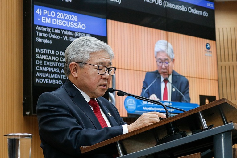 Luis Yabiku apresenta projeto para garantir sessões de cinema adaptadas para pessoas com Transtorno do Espectro Autista em Campinas