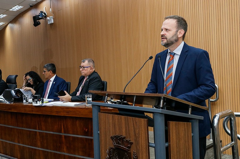 Projeto de Lei propõe a criação de Política Municipal voltada à saúde da pessoa com neurodivergência