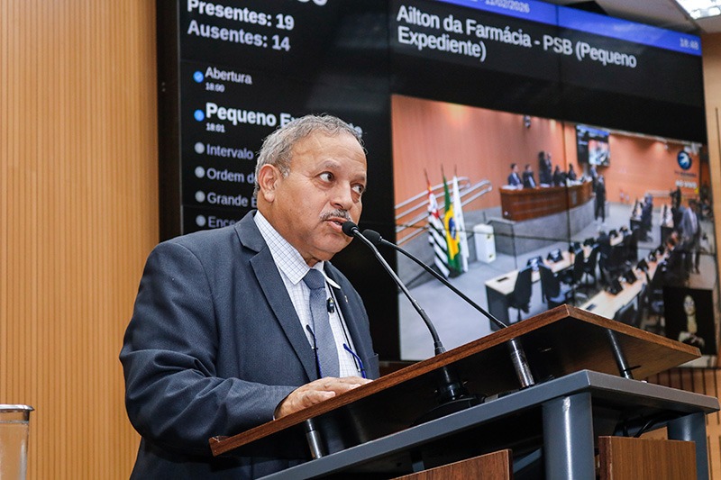 Ailton da Farmácia pretende instituir Cartilha ‘Namoro Legal’ para adolescentes da Rede Municipal de Ensino