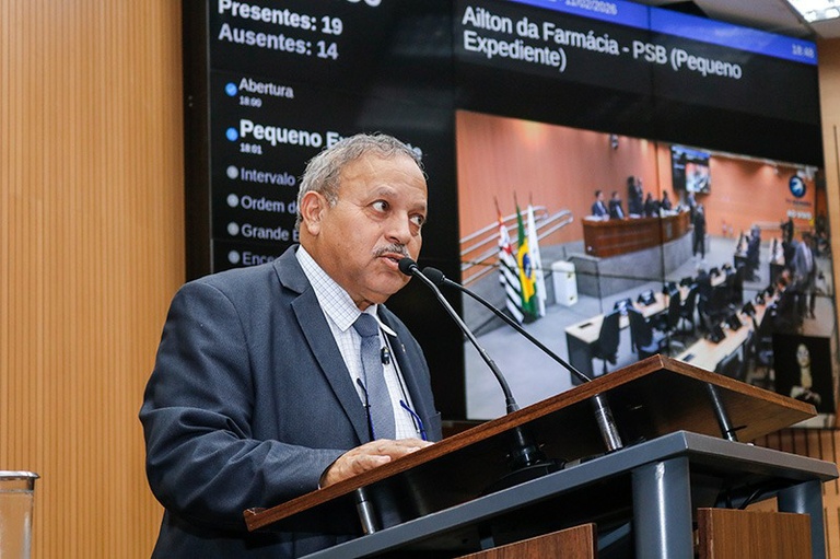 Ailton da Farmácia pretende instituir Cartilha ‘Namoro Legal’ para adolescentes da Rede Municipal de Ensino