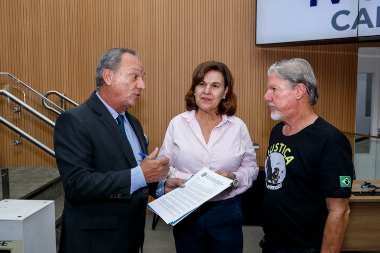 Debora Palermo e Conselho de Proteção e Defesa dos Animais solicitam agilidade e apoio da Câmara 