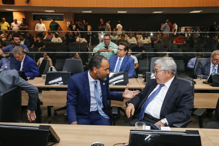 Vereadores aprovam ampliação de vagas em concursos para pretos, pardos, indígenas e quilombolas na primeira Reunião Ordinária do ano