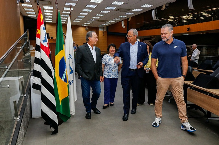 TCE-SP realiza visita institucional à Câmara para fazer pela primeira vez uma sessão de julgamento fora da capital paulista