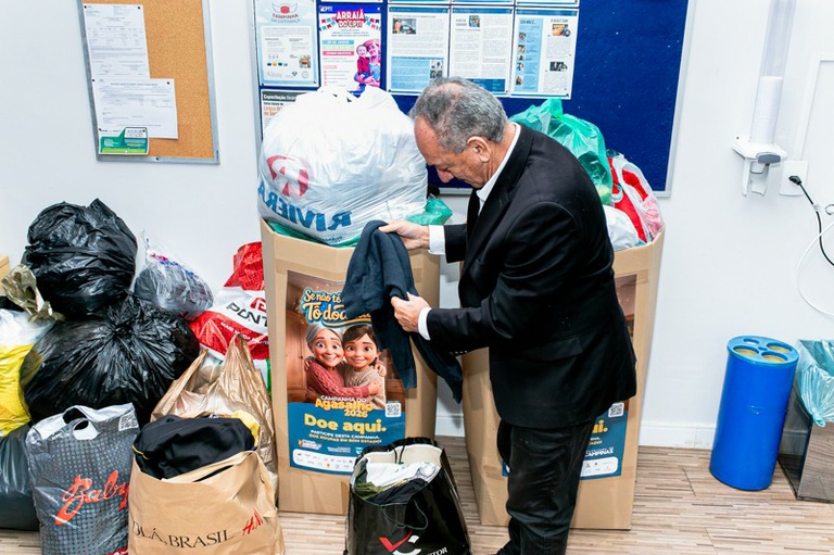 Câmara encaminha 166 quilos de roupas para Campanha do Agasalho 2026