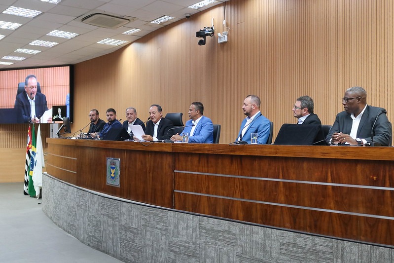 Parlamento da RMC se reúne em Valinhos para discutir segurança pública regional e o avanço das facções criminosas