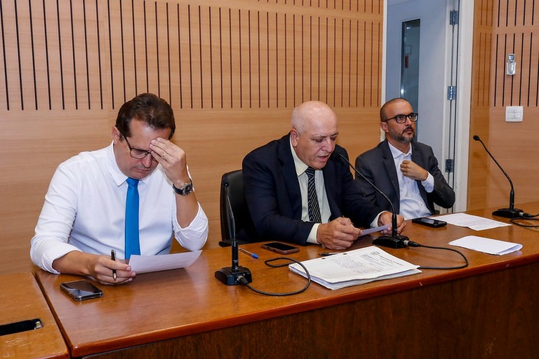Comissão de Administração Pública analisa alterações na legislação de combate à poluição sonora  e instalação de bebedouros em áreas de lazer da cidade