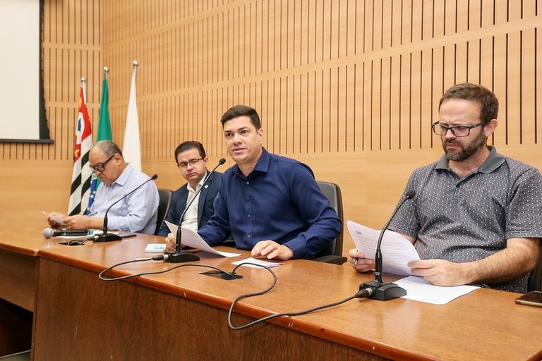 Comissão de Constituição e Legalidade analisa projeto que amplia locais de doação de sangue