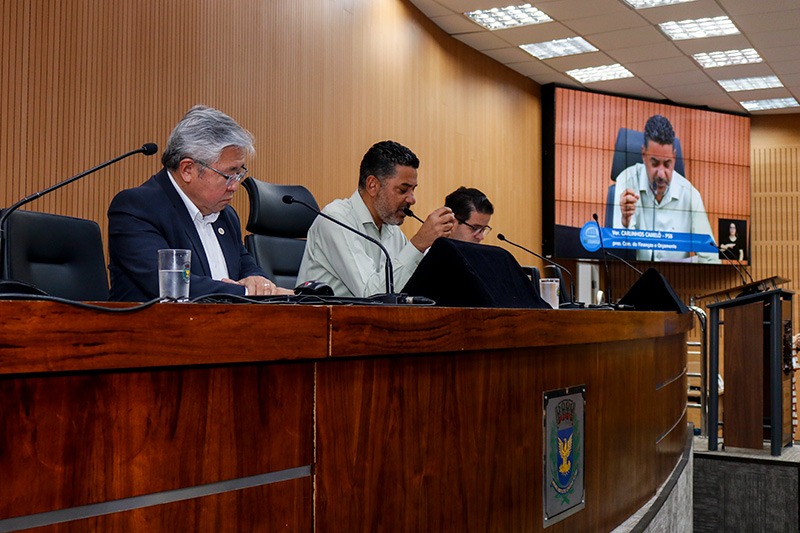 Comissão de Finanças e Orçamento analisa projeto que concede gratuidade de tarifa no transporte público aos candidatos inscritos no Enem