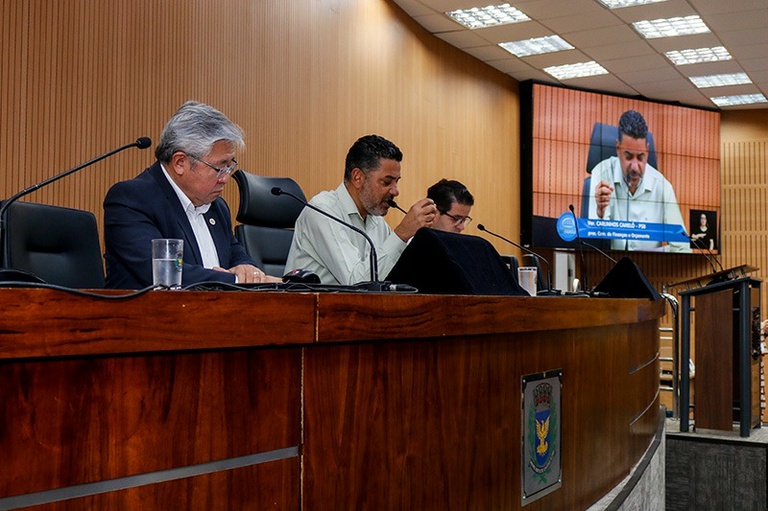 Comissão de Finanças e Orçamento analisa projeto que concede gratuidade de tarifa no transporte público aos candidatos inscritos no Enem