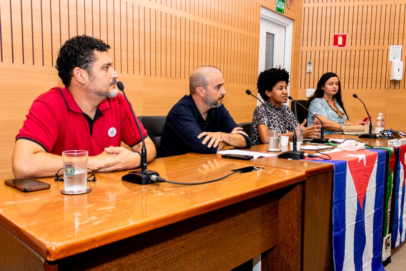 Comissão de Relações Internacionais recebe embaixador de Cuba para debater os desafios econômicos e humanitários enfrentados pela ilha caribenha