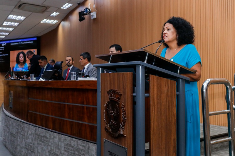 Guida Calixto promove debate sobre inclusão de  médicos geriatras e profissionais gerontólogos nas equipes multiprofissionais de apoio à Atenção Primária de Saúde