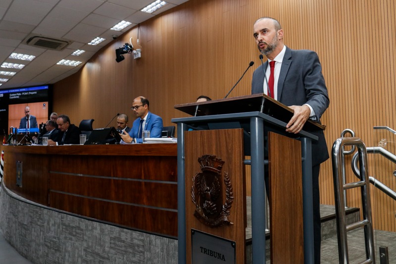 Projeto de Lei de Gustavo Petta propõe diretrizes para a adoção da escala 5x2 para terceirizados do funcionalismo municipal