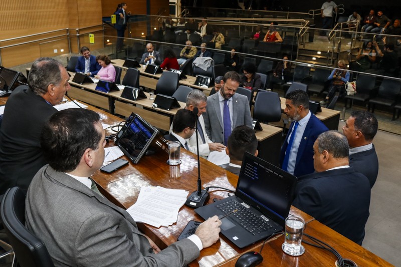 Vereadores aprovam mudanças em doação de área para sede do Deinter 2 e regras para exigência de Estudo de Impacto de Vizinhança