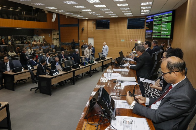 Vereadores aprovam mudanças em doação de imóvel para o Deinter 2 e área para construção de UBS no Chapadão 
