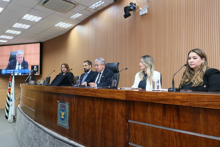 Comissão de Estudos da Reforma Tributária vota relatório final