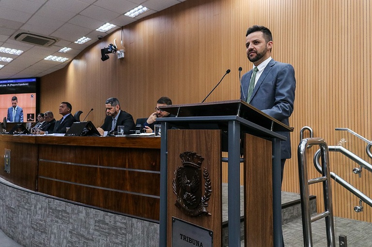 PL de Benê Lima estabelece regras intersetoriais entre a rede municipal de ensino e de saúde nos casos de alunos com suspeita de TDAH