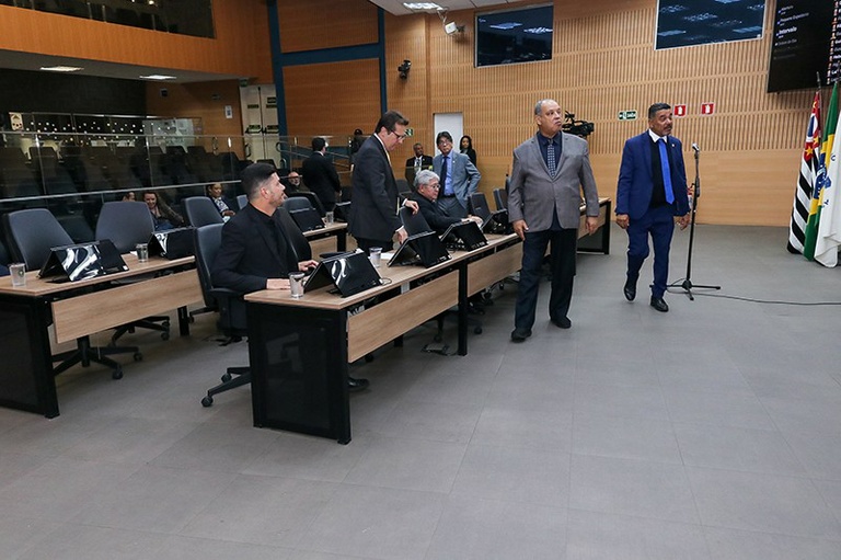 Projeto sobre utilização de Inteligência Artificial pela Administração Pública Municipal segue em tramitação 